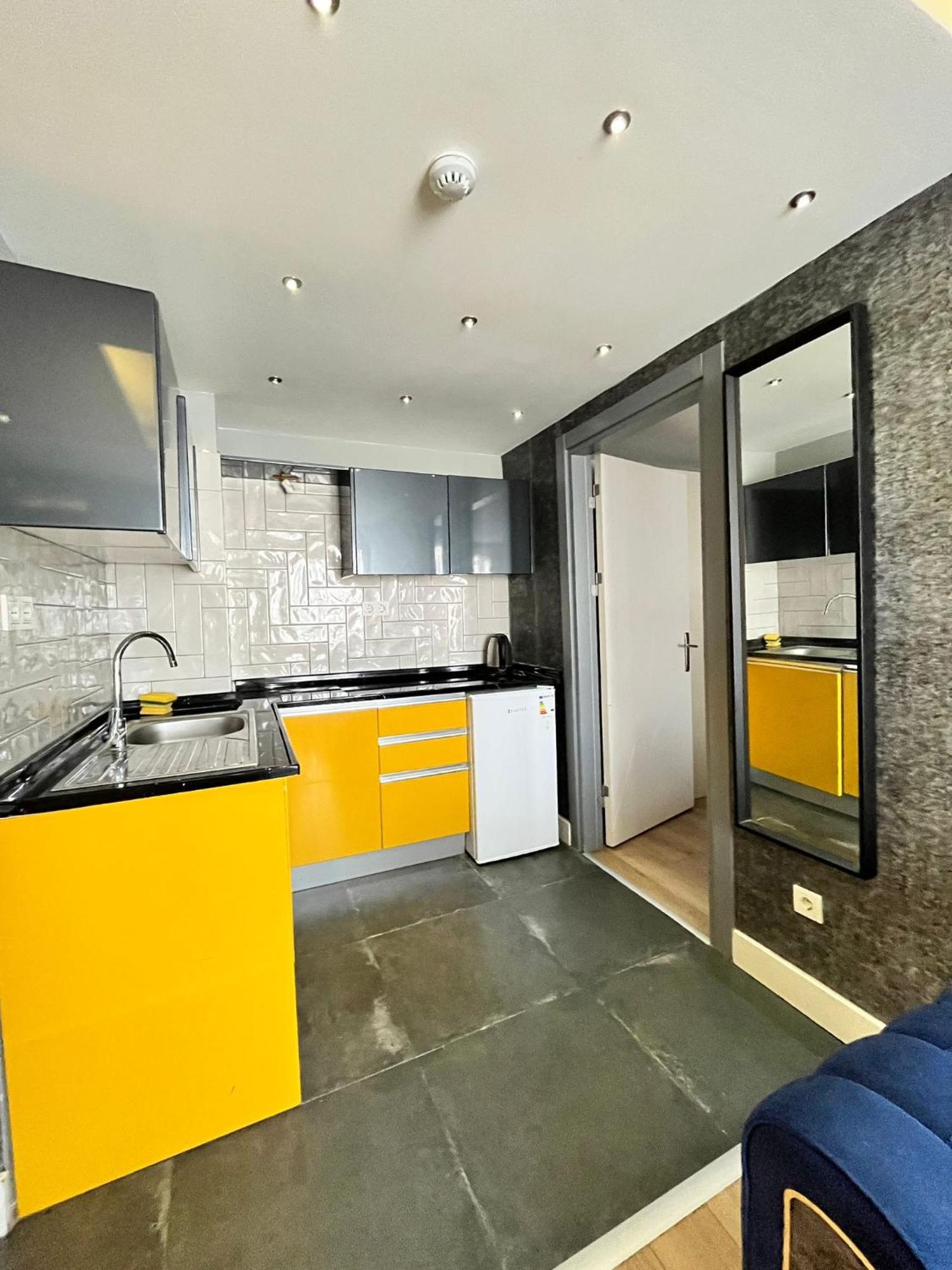 The Sisli Luxury Corner Suit อิสตันบูล ภายนอก รูปภาพ